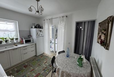 Casă cu 3 camere decomandat cu Teren 274 Mp în Berceni - 10