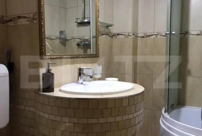 Casă cu 15 camere cu Teren 1380 Mp în Mehala - 1