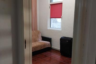 Stradal,zona Cismigiu,5-6 minute de mers pana la mertou.Cel mai bun pret !!! - 1