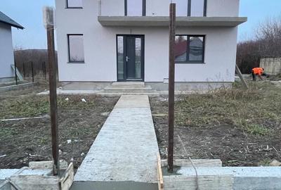 Casă cu Teren 400 Mp în Muntenii de Jos - 2