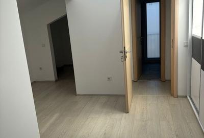 Casă cu 5 camere cu Teren 100 Mp în Chiajna - 12