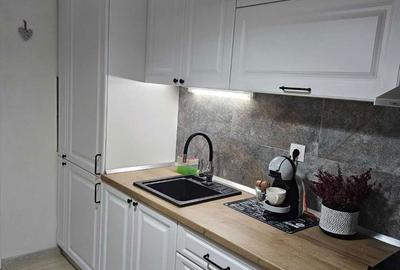 Apartament cu 2 camere decomandat în Central - 2