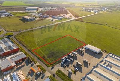 Teren Construcții intravilan de 10000 mp, în Sud - 2