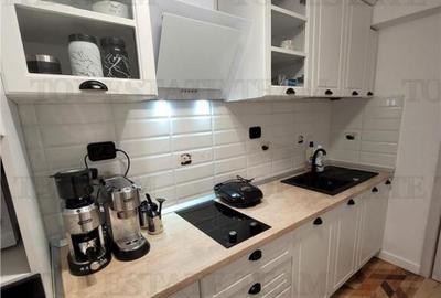 Apartament 4 camere decomandat lux Capitol Constanta - 16