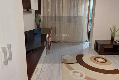 Garsonieră semidecomandată în Titan