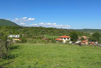 Teren intravilan 1.860 mp in Cisnadie / jud. Sibiu