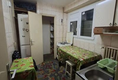 Apartament cu 2 camere decomandat în Giurgiului - 2