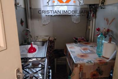 Apartament cu 3 camere semidecomandat în Cetate - 2