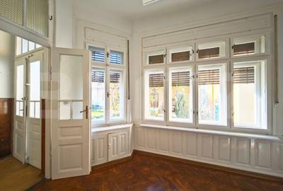 Apartament imens, 4 camere-Stil evreiesc autentic Apartament imens, 4 camere-Stil evreiesc autentic - 1