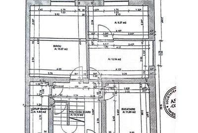 Casa cu 5 camere, 2 bai, pretabila pentru birouri. Girocului - 15