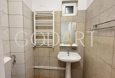 Casă individuală cu 6 camere cu Canalizare în Tei - 23