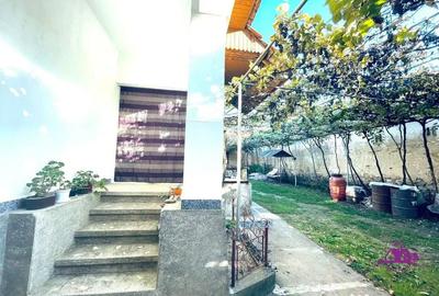 Casă cu 4 camere cu Teren 1712 Mp în Finiș - 1
