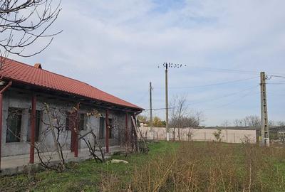 Spațiu comercial, în Mereni - 2