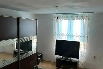 Casa de vanzare cu curte - 5