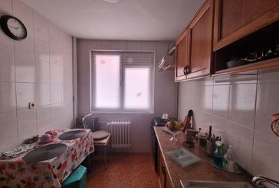Apartament cu 3 camere semidecomandat în Titan - 7