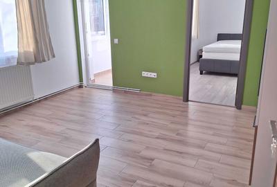 Apartament cu 2 camere semidecomandat în Central - 1