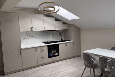 Apartament cu 3 camere în Central - 2