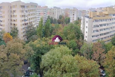 Apartament cu 2 camere decomandat în Colentina