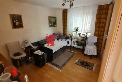 Casa cu anexa locuibila si teren - 3