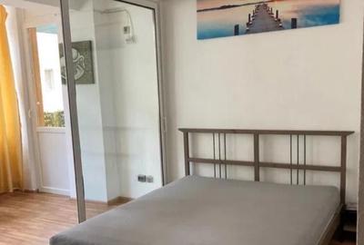 Garsonieră decomandată în Runcu