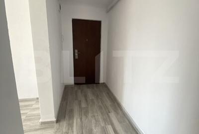 Apartament cu 2 camere semidecomandat în Decebal - 5