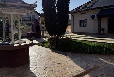 Casă cu 3 camere decomandat în Cordun - 6