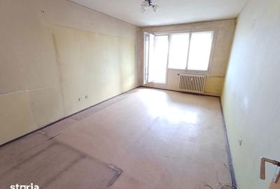 Apartament cu 3 camere decomandat în Decebal - 9