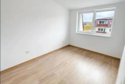 Apartament cu 2 camere decomandat în Sânpetru - 3