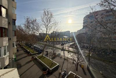 Apartament cu 3 camere decomandat în Apărătorii Patriei - 2