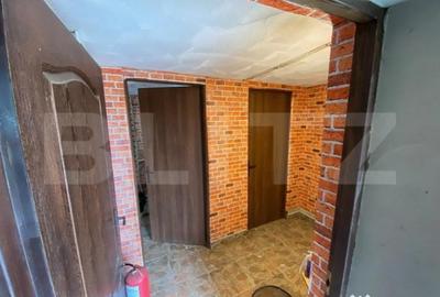 Casă cu 7 camere cu Teren 1800 Mp în Central - 13