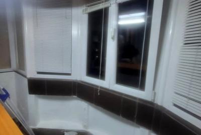 Garsonieră decomandată, mobilată în Trafic Greu - 11