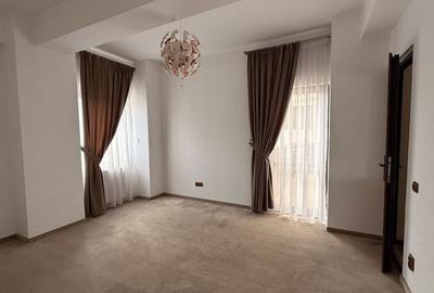 Apartament cu 3 camere decomandat în Sub Arini - 5