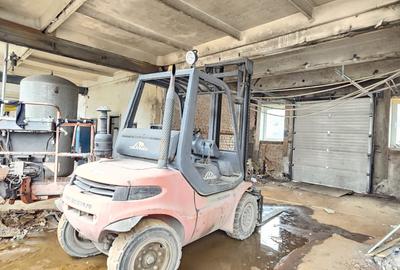 Spatiu 3 hale si birouri in zona Coresi # Spatii comerciale RoBU - 8