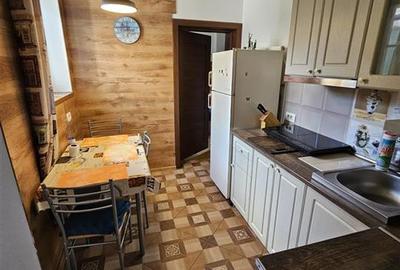 Duplex cu 4 camere cu Canalizare în Centrul Civic - 8