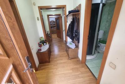 Casă cu 4 camere în Est - 17