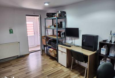 Casă cu 9 camere cu Teren 260 Mp în Central - 12