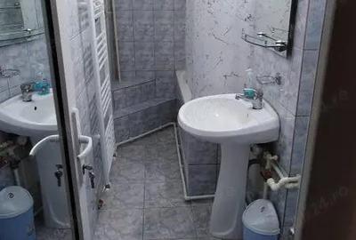 De inchiriat apartament decomandat cu 2 camere, situat in zona SDV, Nae Leonard! - 8