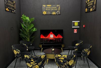 Spațiu comercial, de 60 mp, în Central - 3