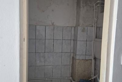 Garsonieră nedecomandată în Central - 3