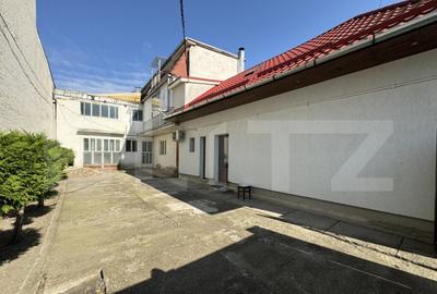INVESTITIE! Casa de vanzare cu 10 camere, 350 mp utili, zona INVESTITIE! Casa de vanzare cu 10 camere, 350 mp utili, zona - 1
