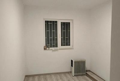 Garsonieră decomandată în Central - 9
