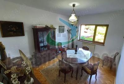 Casă cu 5 camere cu Teren 660 Mp în Central - 19