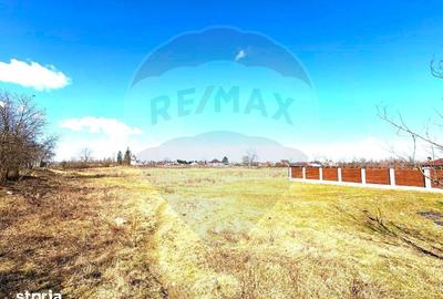Teren de 921 mp, în Gherăiești