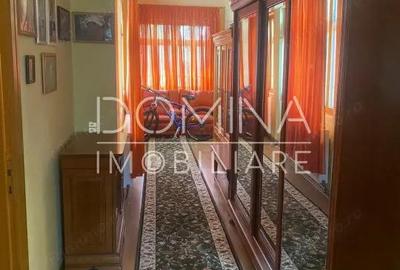 Casa tradi?ionala, mobilata ?i utilata, situata in centrul satului Polovragi - 3