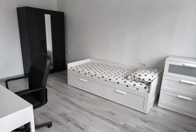 Garsonieră decomandată, mobilată în Metalurgiei