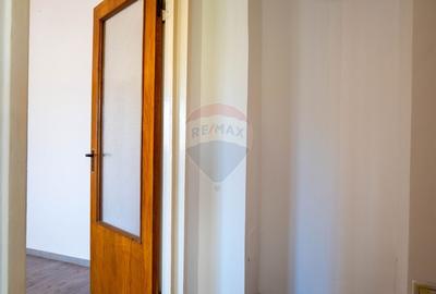 De vanzare - Apartament 3 camere, 66 mp utili, zona Berceni - 9