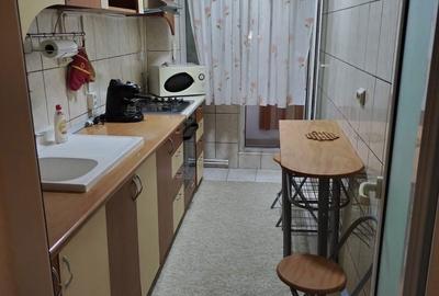 Apartament cu 2 camere decomandat în Central - 3