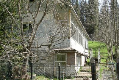 Casă cu 3 camere cu Teren 1050 Mp în Central - 3