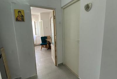 Apartament cu 2 camere decomandat în Energiei - 3