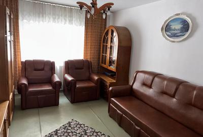 Apartament cu 2 camere decomandat în Petros